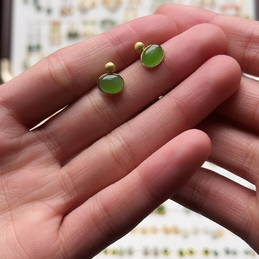 银S925镀金镶嵌和田玉耳钉