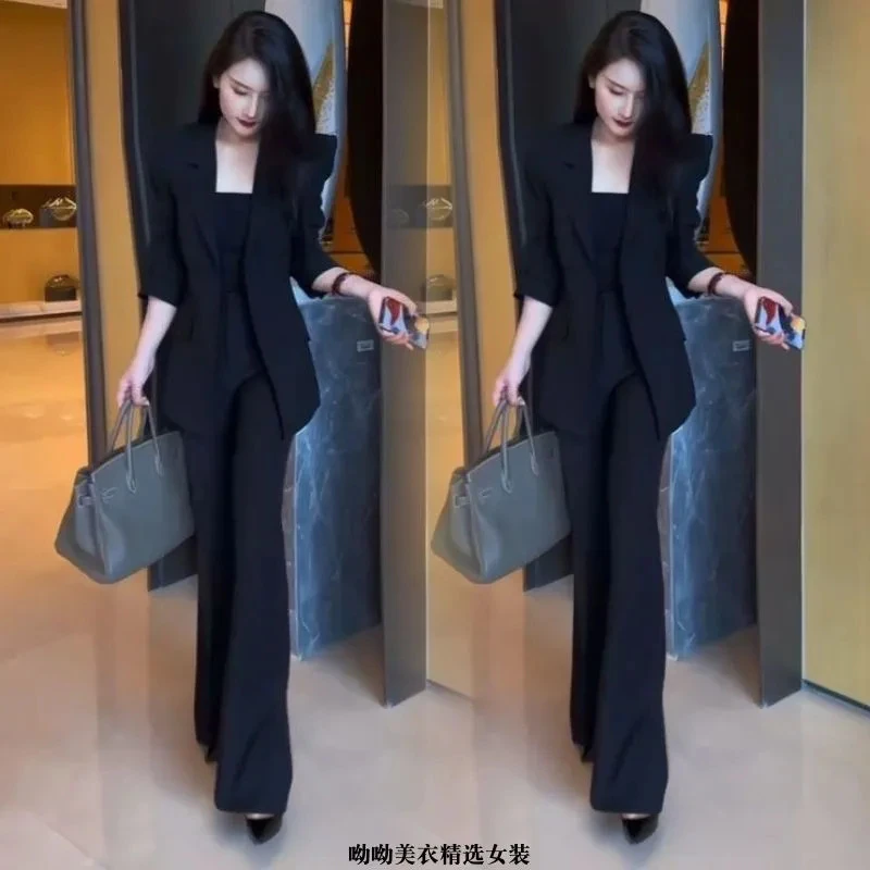 炸街网红爆款2024早秋轻奢高级感显瘦职业西服西装套装女春款