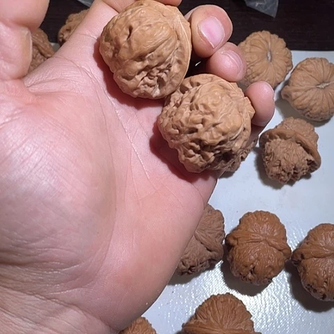 吊坠文玩核桃水尖哈嘛