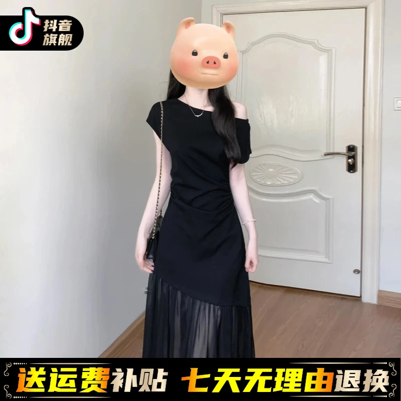 法式一字肩黑色连衣裙子女夏季2025新款爆款独特漂亮收腰后妈长裙