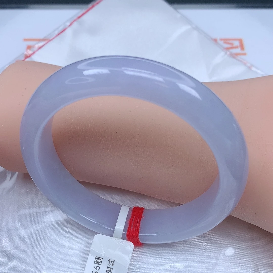 【闪购商品】未镶嵌手镯翡翠，56