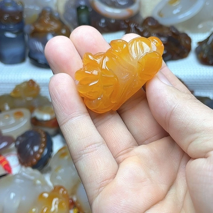 玛瑙/玉髓饰品合金