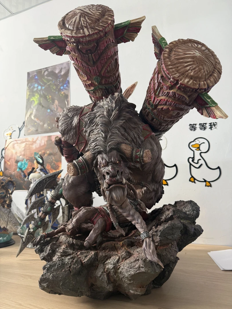 【全款预订不发卡】抢跑中秋 牛头人 高45cm带地台带武器潮玩手办