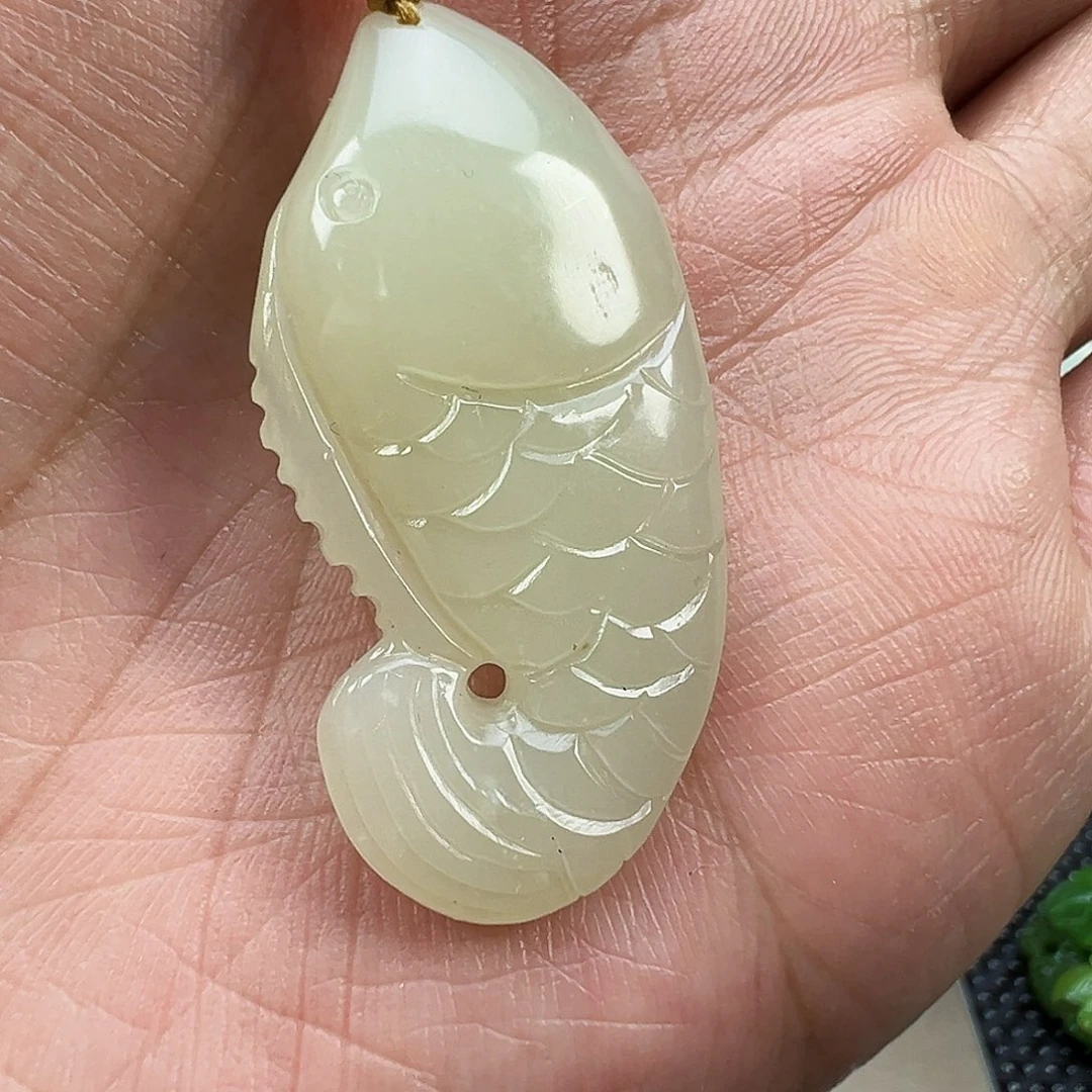 和田玉（糖玉）未镶嵌颈饰