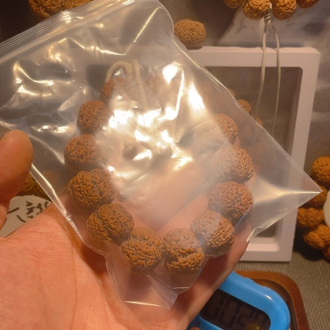 吊坠金刚菩提旭****0蜂王