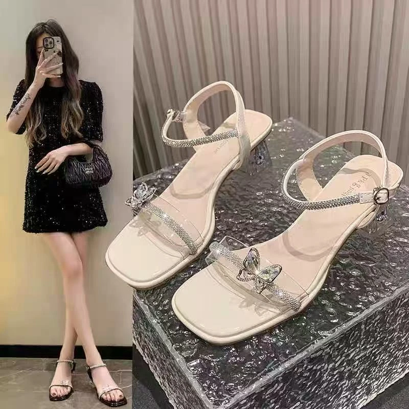 33-2粗跟水钻仙女风一字扣设计感简约百搭修饰腿型法式凉鞋