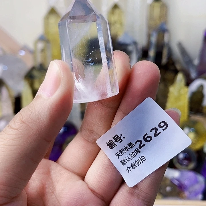 未镶嵌颈饰水晶柱