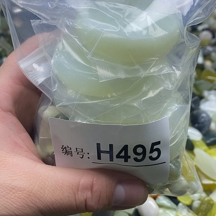 岫玉鱼缸石未镶嵌