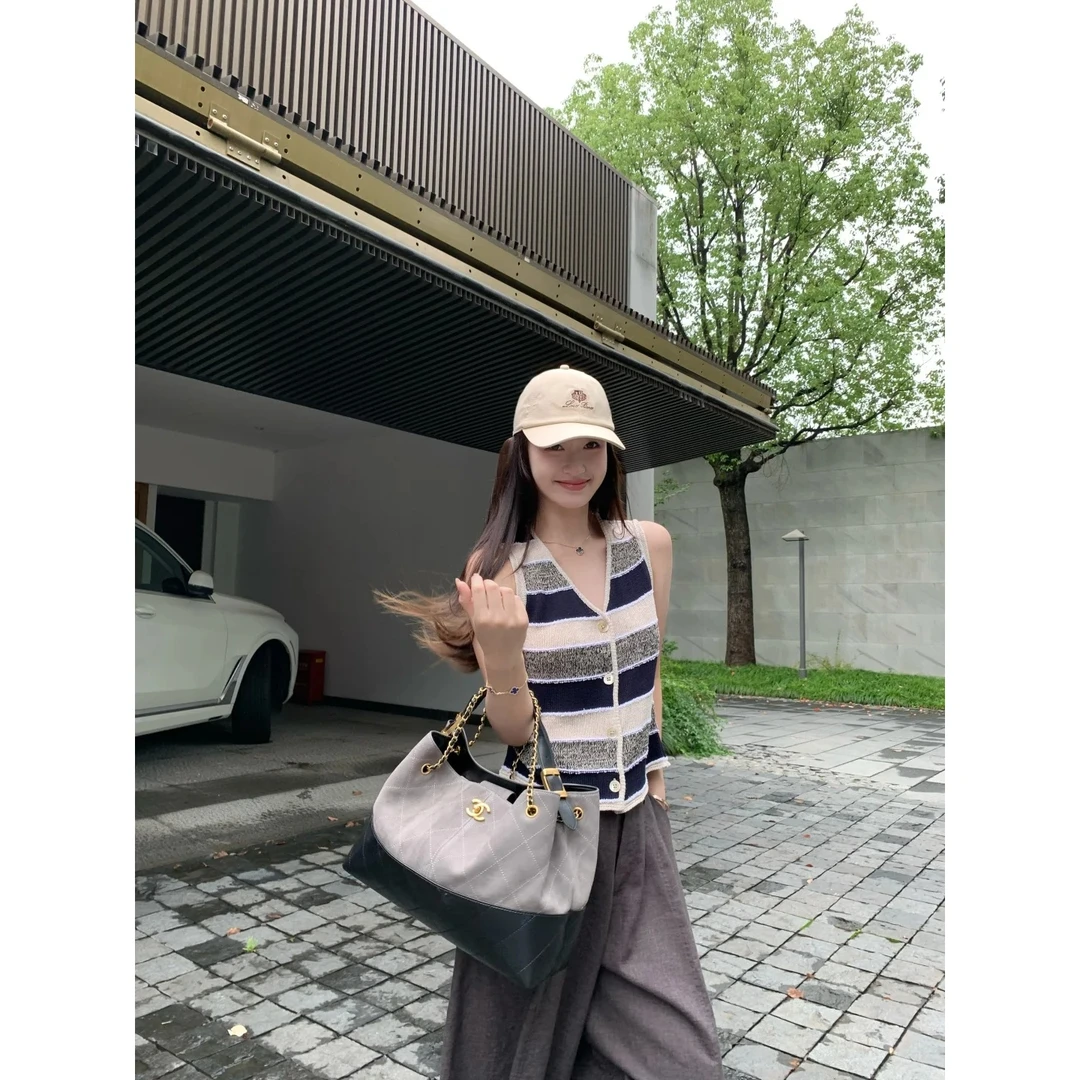 夏季欧美风条纹肌理感松弛卷边宽松针织无袖马夹开衫女叠穿打底衫