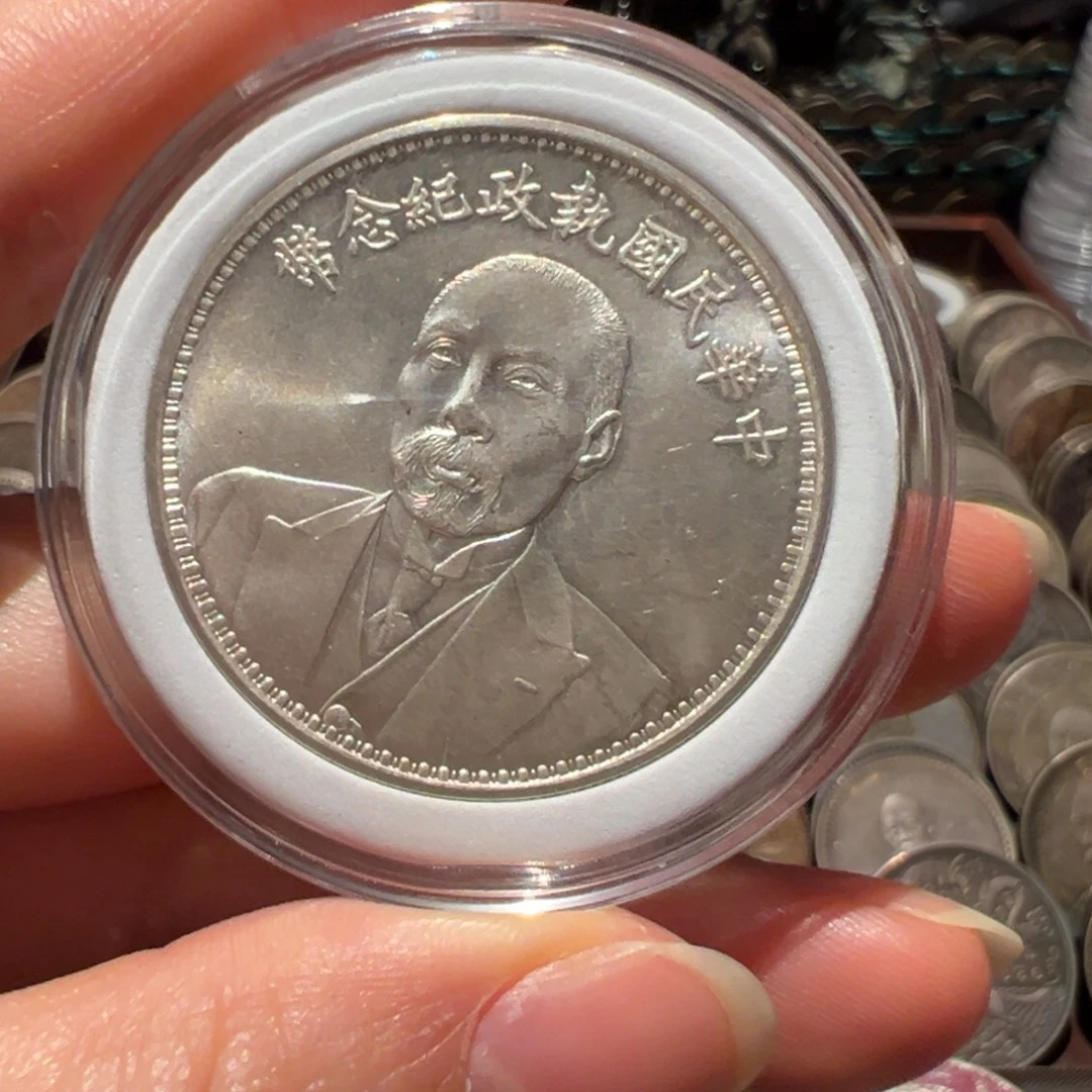 纯银现代工艺品1111