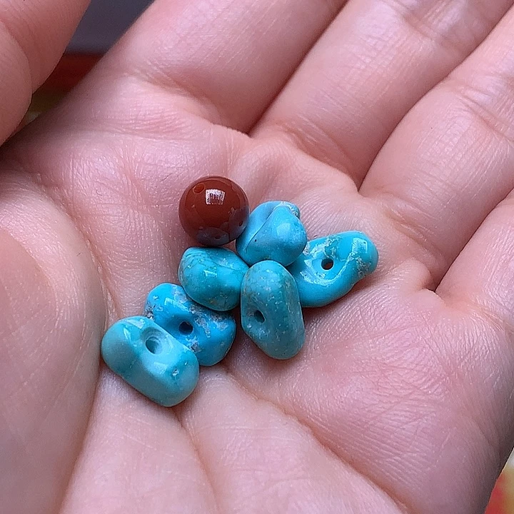 南红玛瑙未镶嵌珠宝奇石