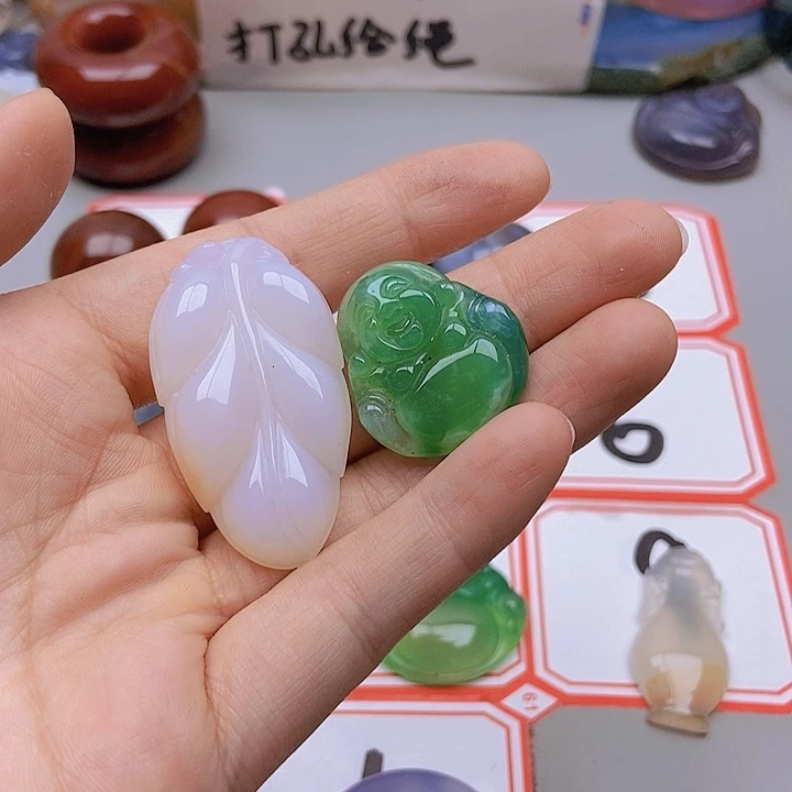 【闪购商品】玛瑙/玉髓未镶嵌珠宝半成品希**好