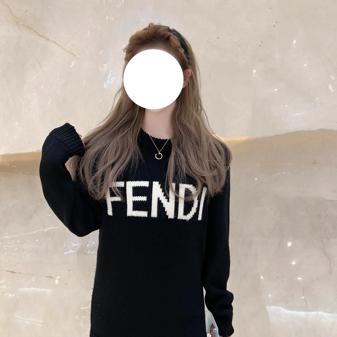 99新 FENDI/芬迪 梅芙 黑色logo毛衣 44码
