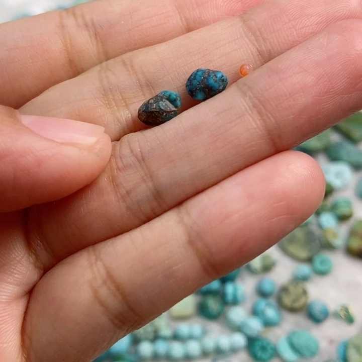 南红玛瑙未镶嵌珠宝奇石