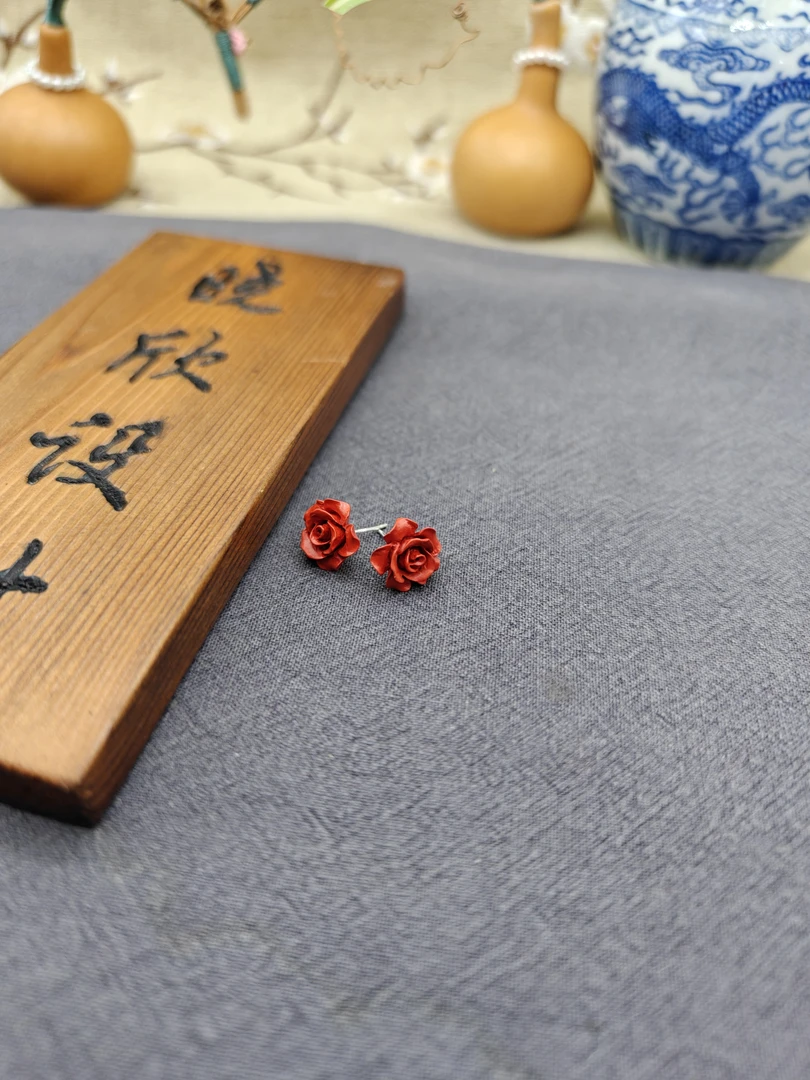 含辰砂工艺品天然压制朱砂水飞砂花开富贵耳钉12配银S925