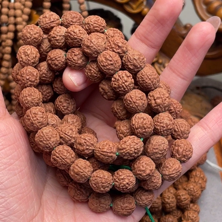 金刚菩提吊坠为**媒