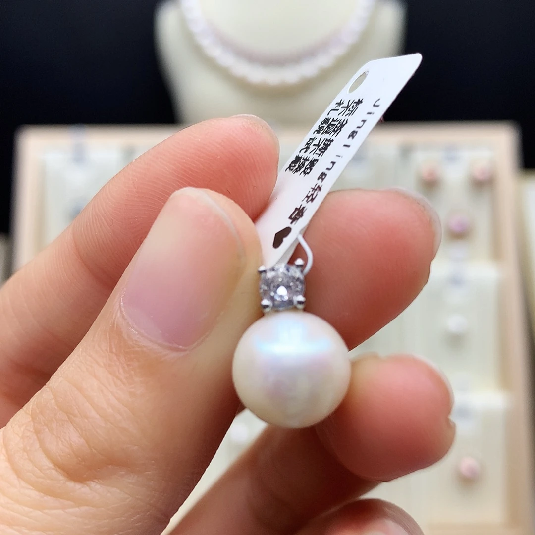 淡水珍珠颈饰合金