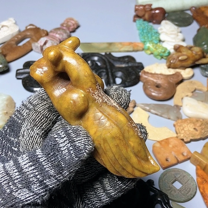 和田玉未镶嵌颈饰183