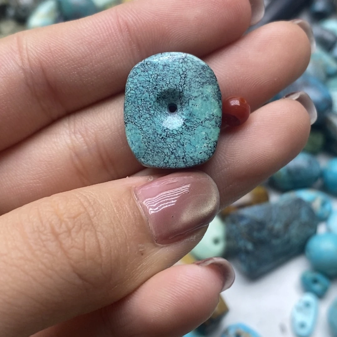 南红玛瑙未镶嵌珠宝奇石