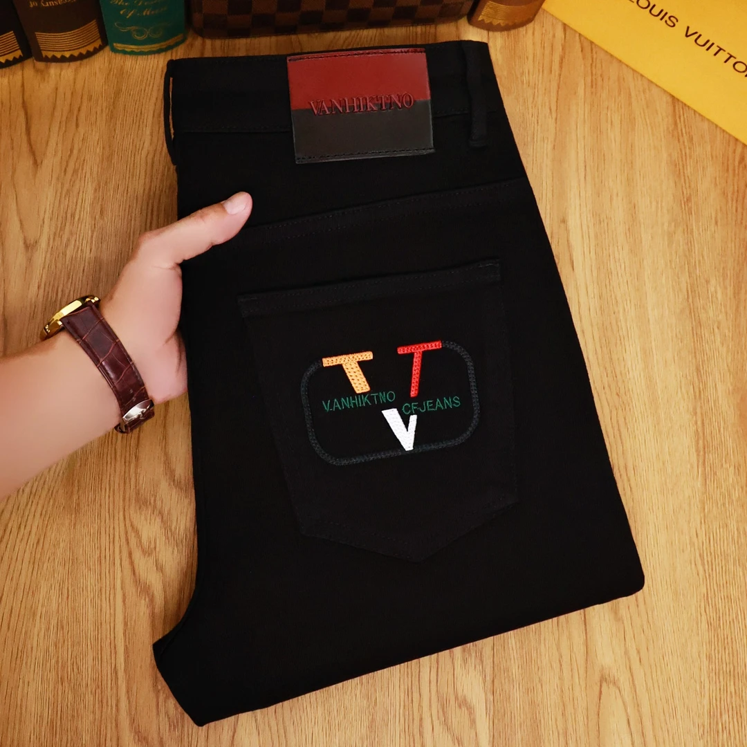 黑色爆款2025高端潮牌精美刺绣男士秋冬裤子裤子男款秋冬款