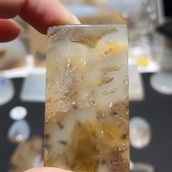 玛瑙/玉髓颈饰未镶嵌