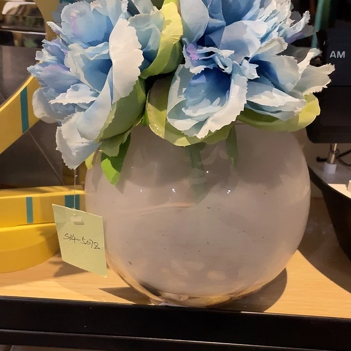 米陶瓷花瓶部分（微瑕）