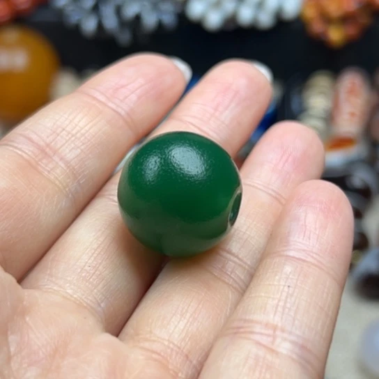 猪***哥玛瑙/玉髓未镶嵌颈饰