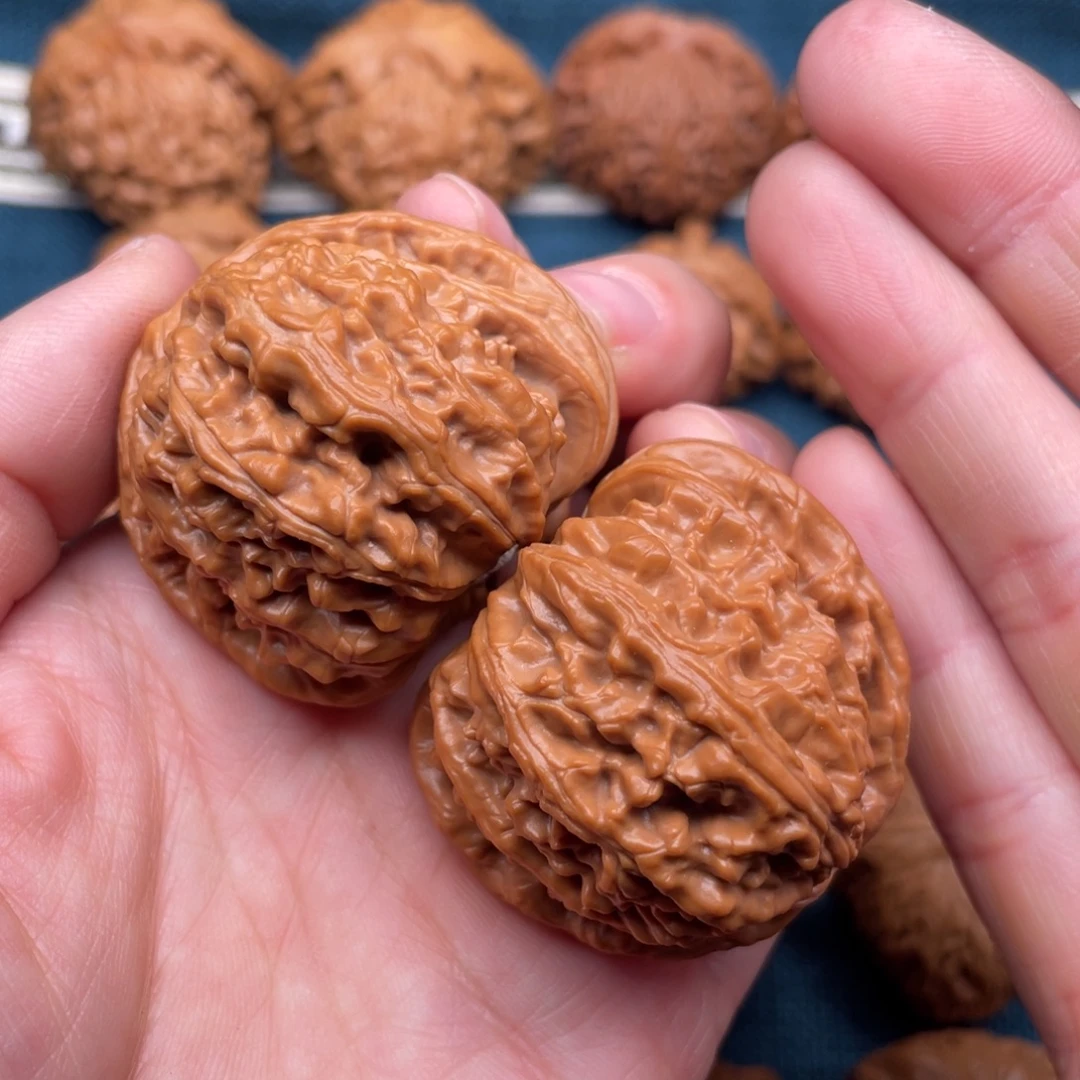 把件文玩核桃43全品球白