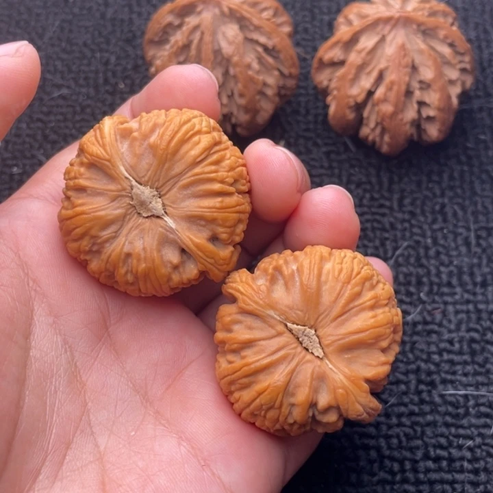 把件文玩核桃文玩核桃12