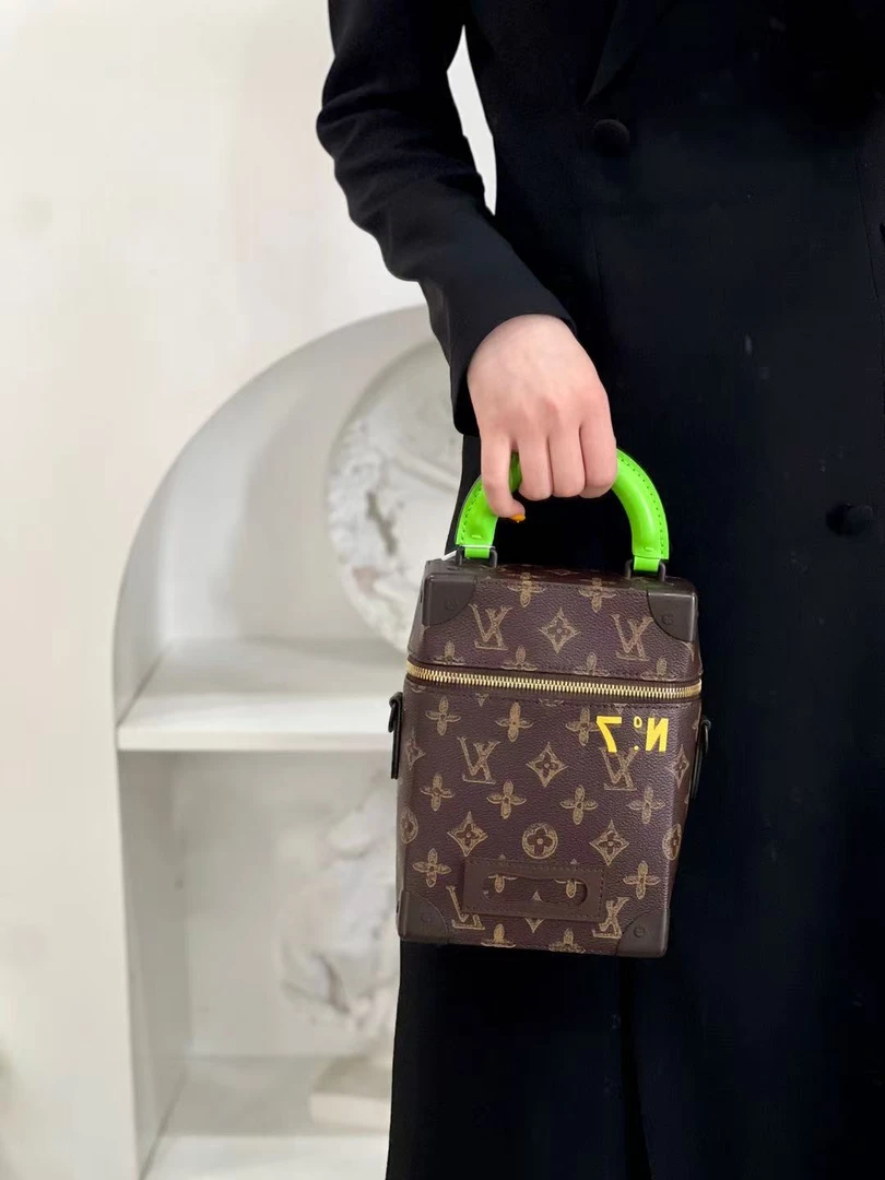 99新 LouisVuitton/路易威登 LV n7秀款盒子包/优品