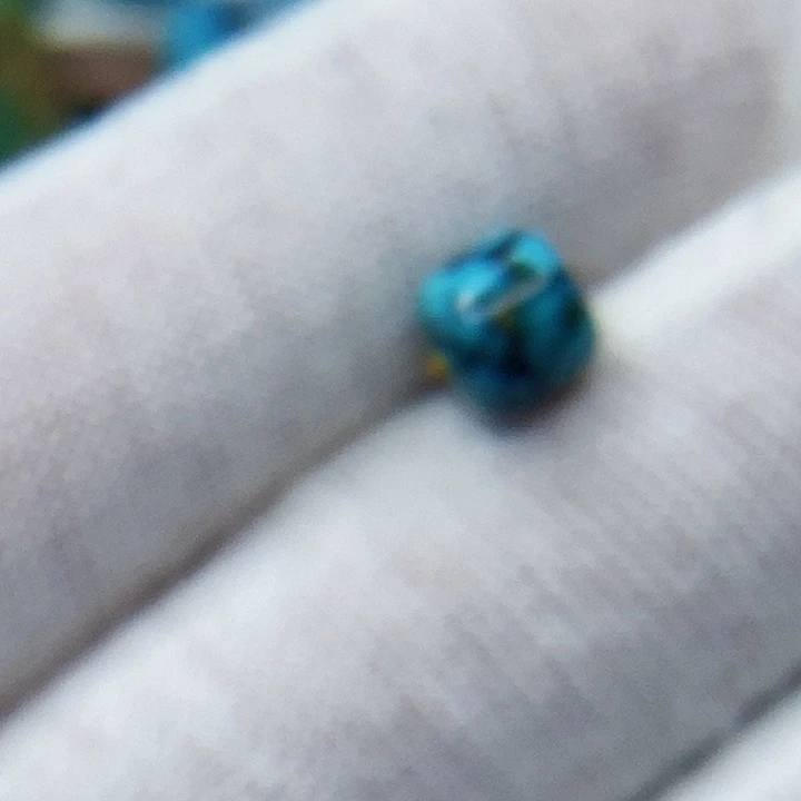 绿松石未镶嵌天然原矿 地大质检