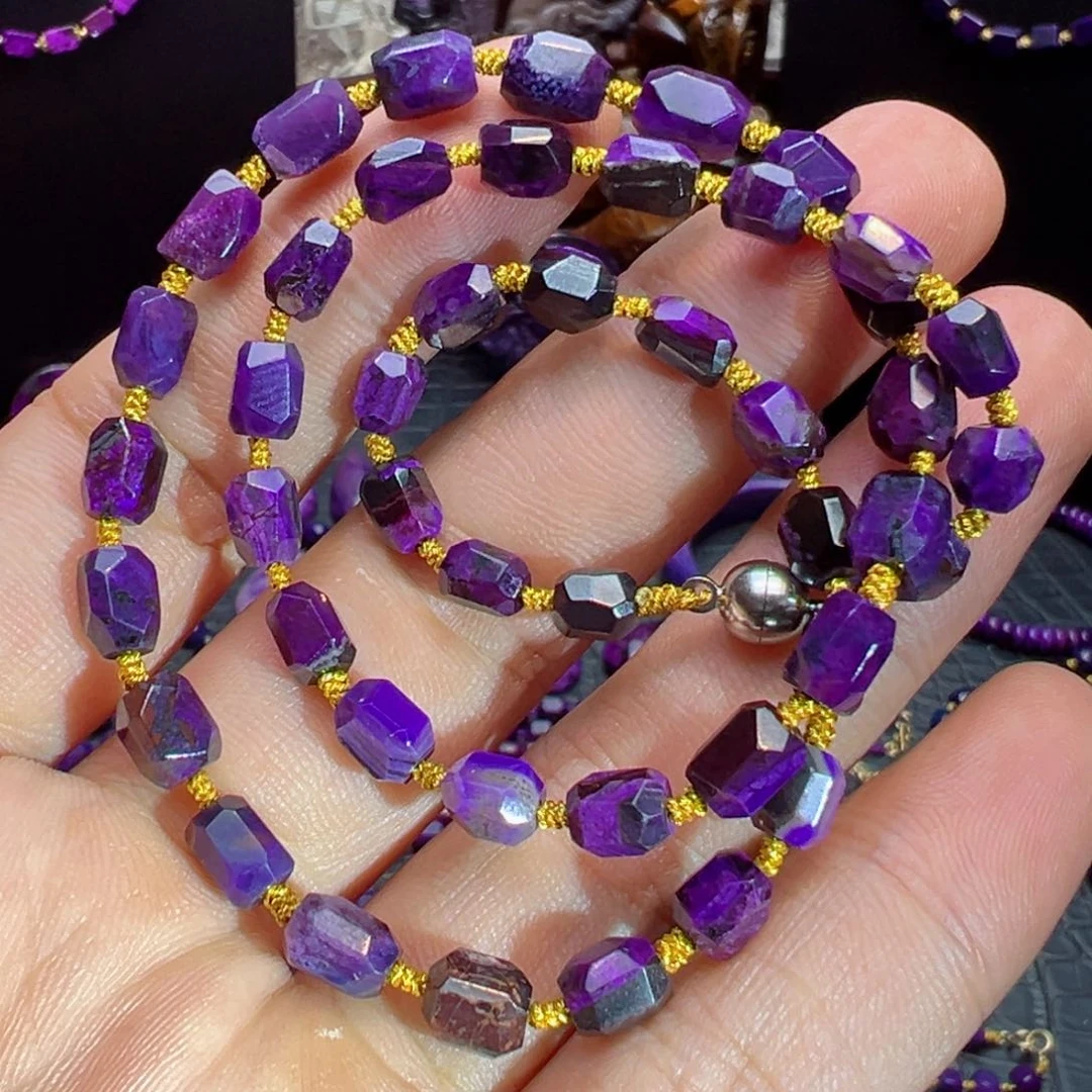 未镶嵌苏纪石（舒俱来）项链