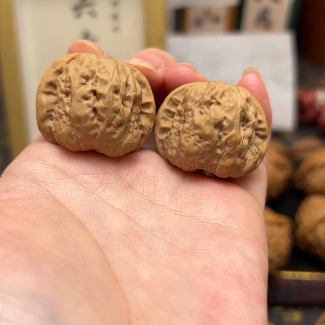 把件文玩核桃33蛤蟆头小手撵