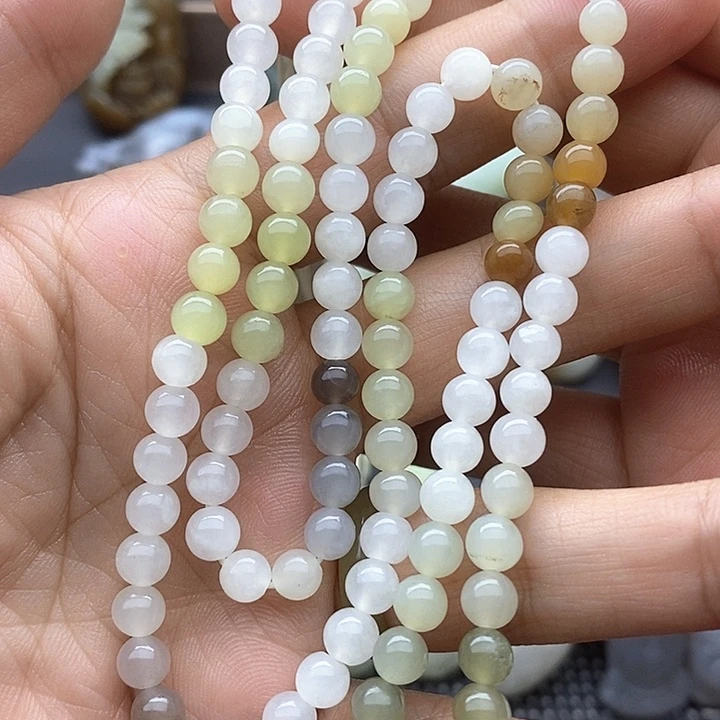 颈饰未镶嵌和田玉（糖玉）天***签