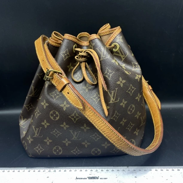 90新 LouisVuitton/路易威登 Lv水桶单肩包/12806
