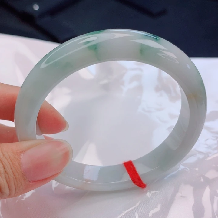 翡翠未镶嵌手镯56圈