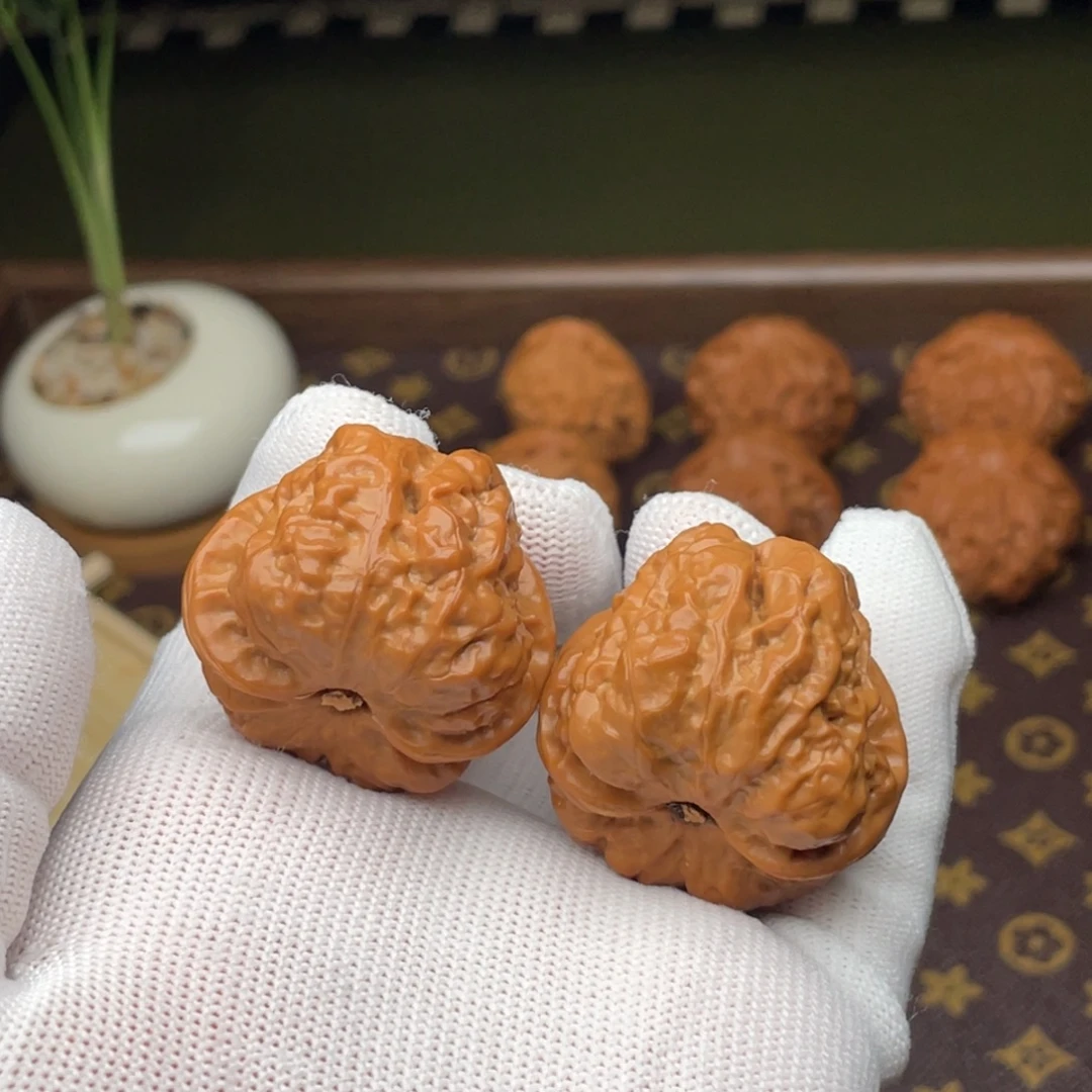 核桃文玩核桃蛤蟆头