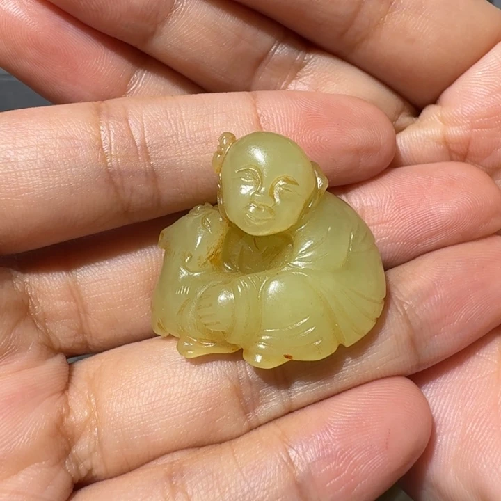 天***者颈饰未镶嵌和田玉