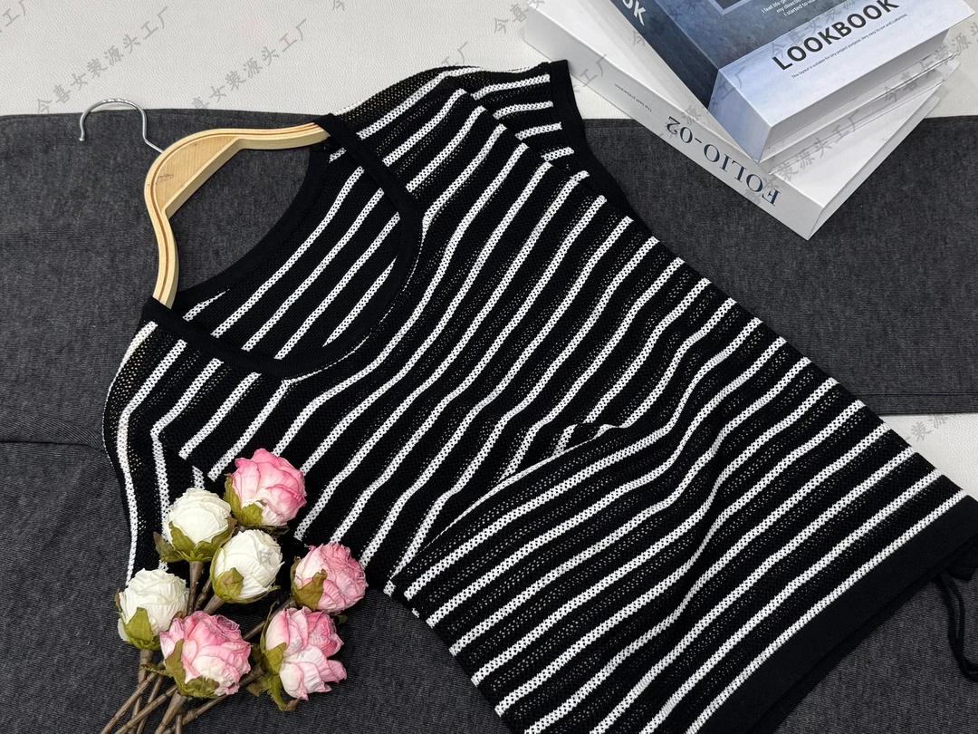 【条纹方领收腰】夏季新款时尚短袖针织衫QC3192