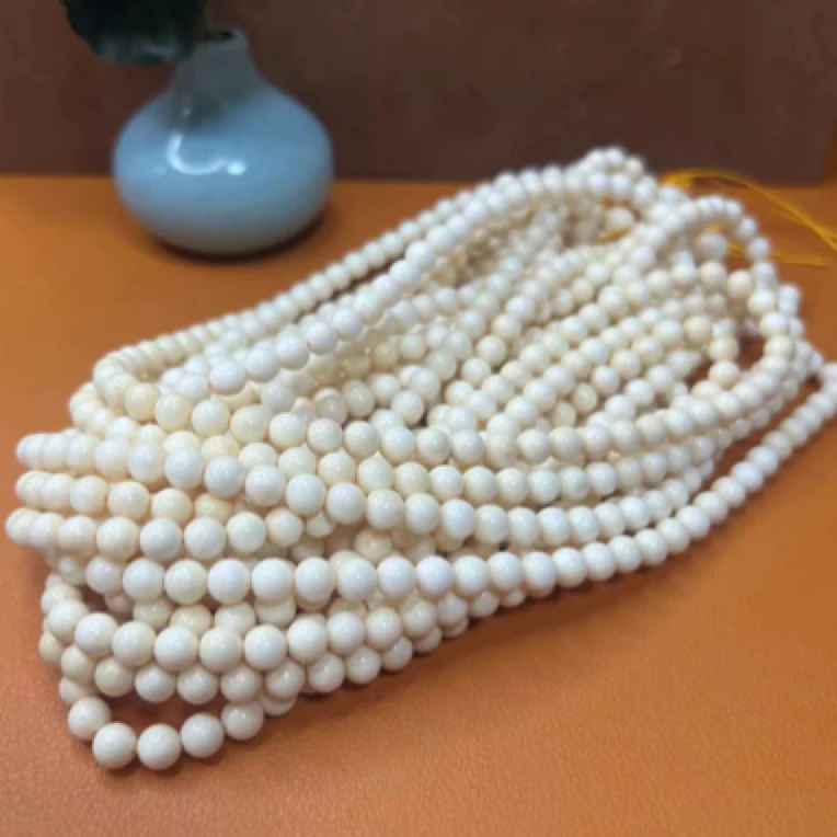 【一诺】港工精品原色冰料猛犸牙6mm佛珠(多样性发一条)