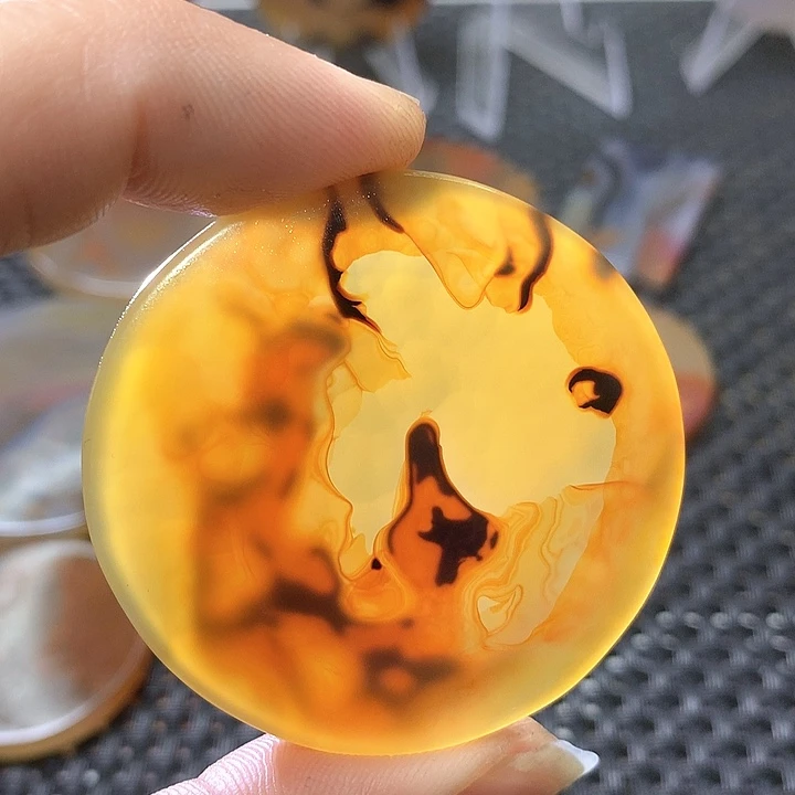 未镶嵌颈饰玛瑙/玉髓