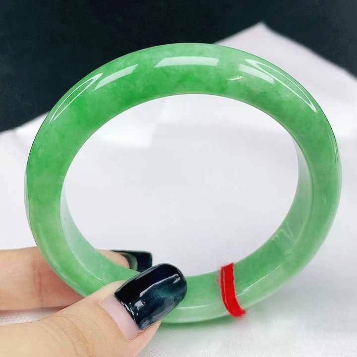 翡翠手镯未镶嵌圈54.7，5012