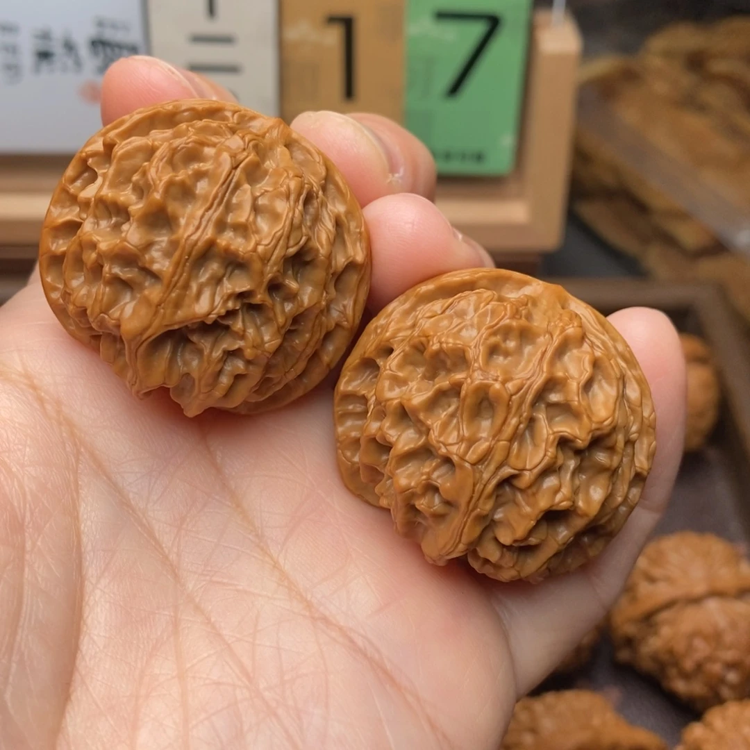 文玩核桃把件苹果园39