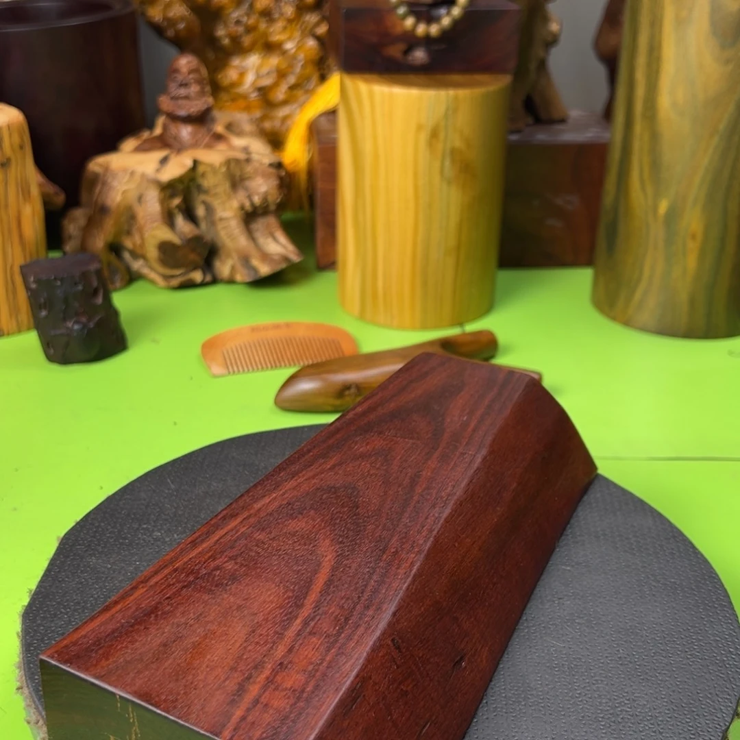 大果紫檀（缅甸花梨）紫**生