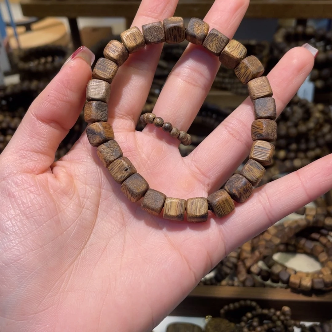 沉香卡8方糖单圈6-7克