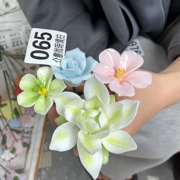 摆件手工制作陶瓷花的