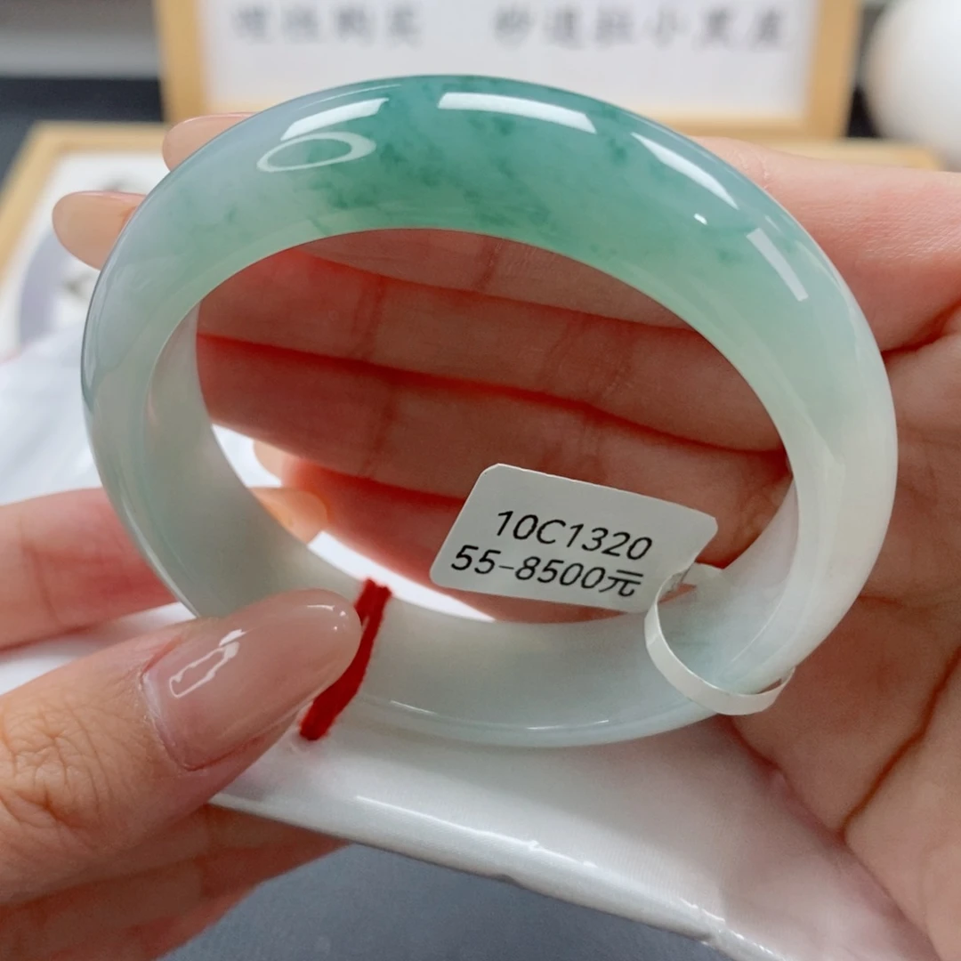 未镶嵌手镯翡翠天然A货翡翠手镯