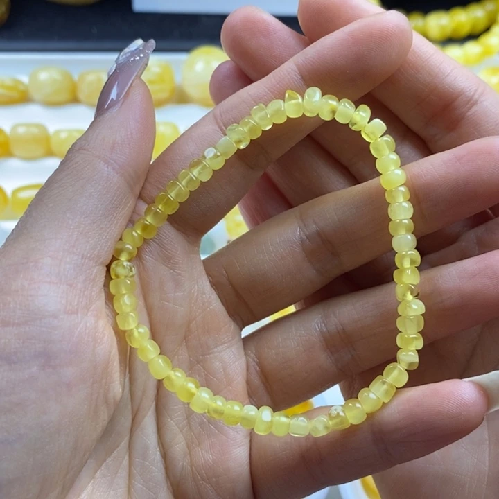 未镶嵌蜜蜡裸石尺寸5，个别微瑕