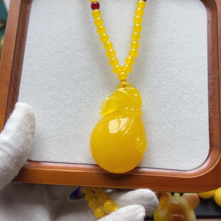 琥珀未镶嵌颈饰吊坠链子