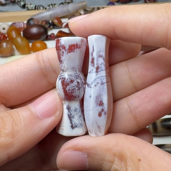 雾***~玛瑙/玉髓玛瑙古珠（带绳子）未镶嵌